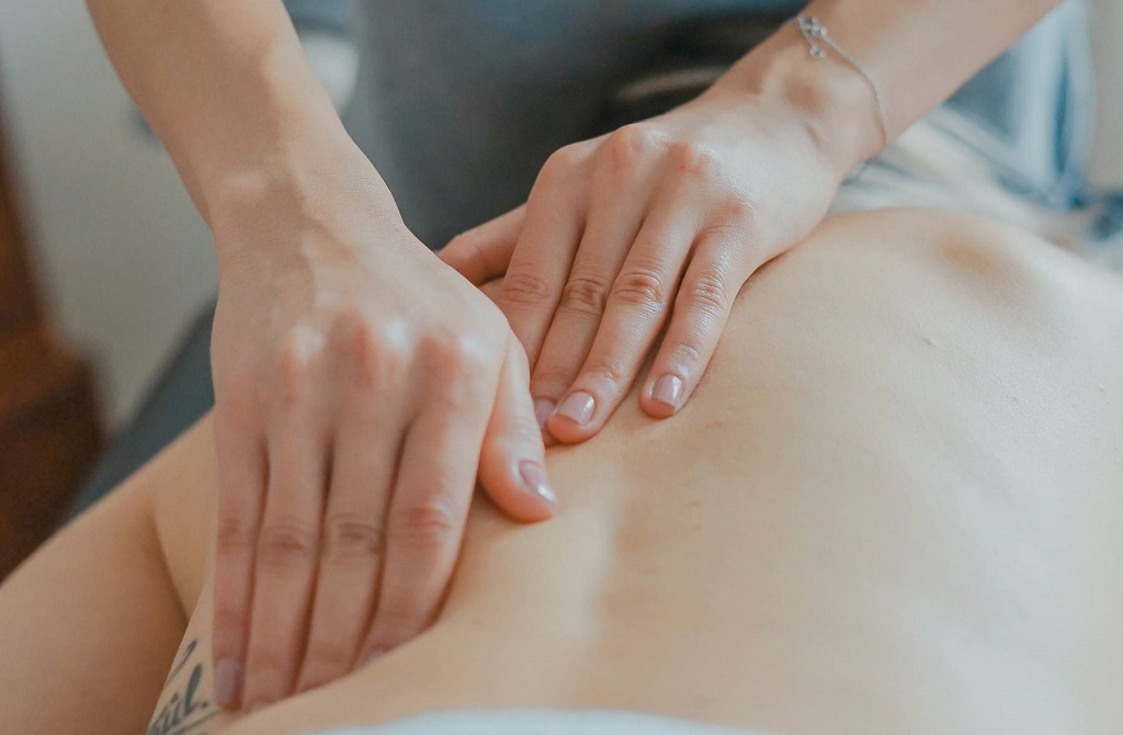 What are the pressure points during a massage?
